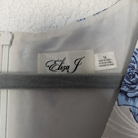 Eliza J Floral Flutter Sleeve Fit & Flare Cotton Dress Blue Size 16 Eyelet - Picture 5 of 9